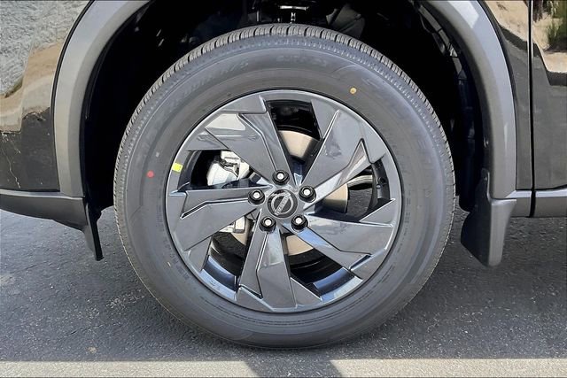 New 2026 Nissan Rogue SV image 9