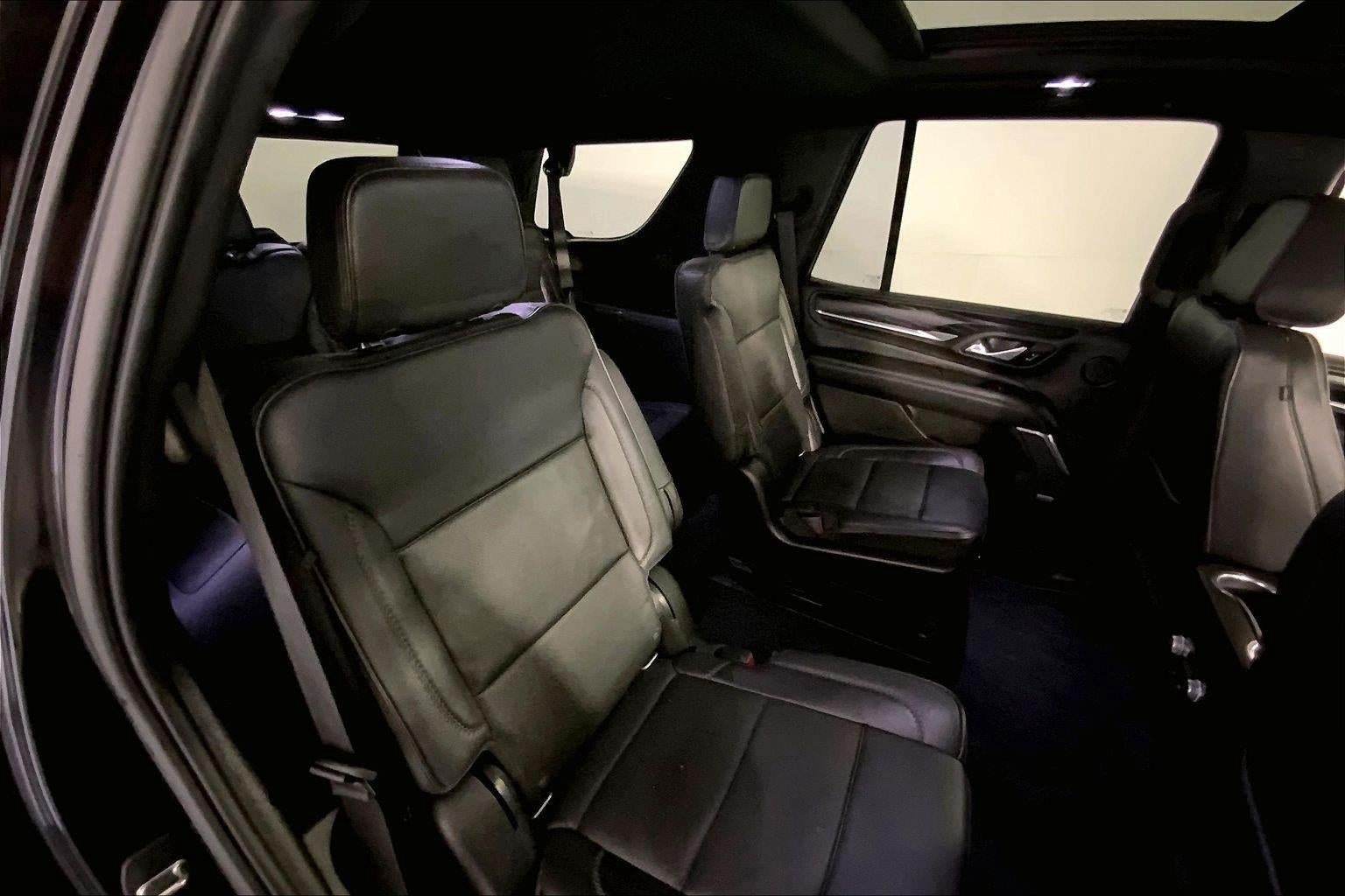Used 2021 GMC Yukon Denali w/ Denali Premium Package AWD/4WD image 23