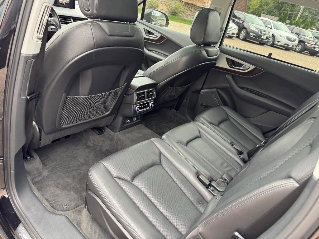 Used 2019 Audi Q7 2.0T Premium Plus w/ Premium Plus Package AWD/4WD image 21