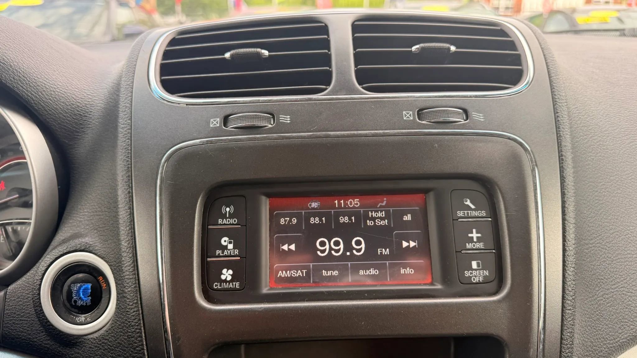 Used 2011 Dodge Journey Mainstreet w/ Popular Equipment Group AWD/4WD image 23