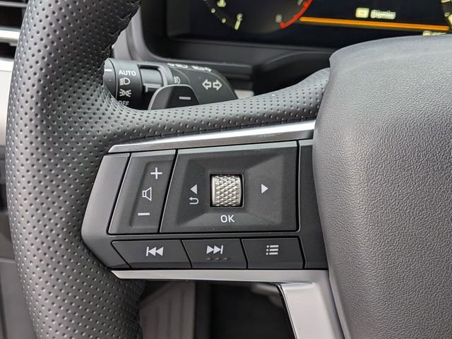 New 2025 Mitsubishi Outlander SE image 17