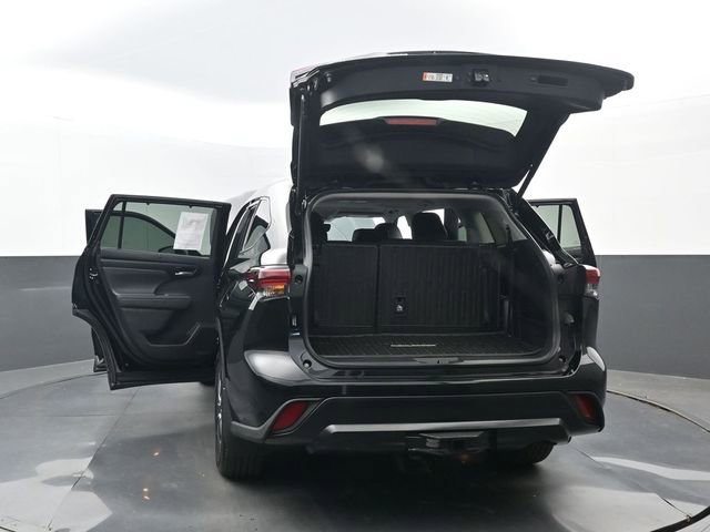 Used 2026 Toyota Highlander XLE AWD/4WD image 37