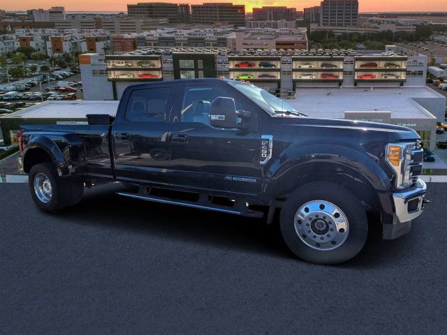 Used 2017 Ford F450 Lariat w/ Lariat Ultimate Package AWD/4WD image 1