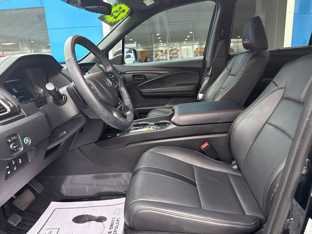 Used 2025 Honda Passport TrailSport image 20