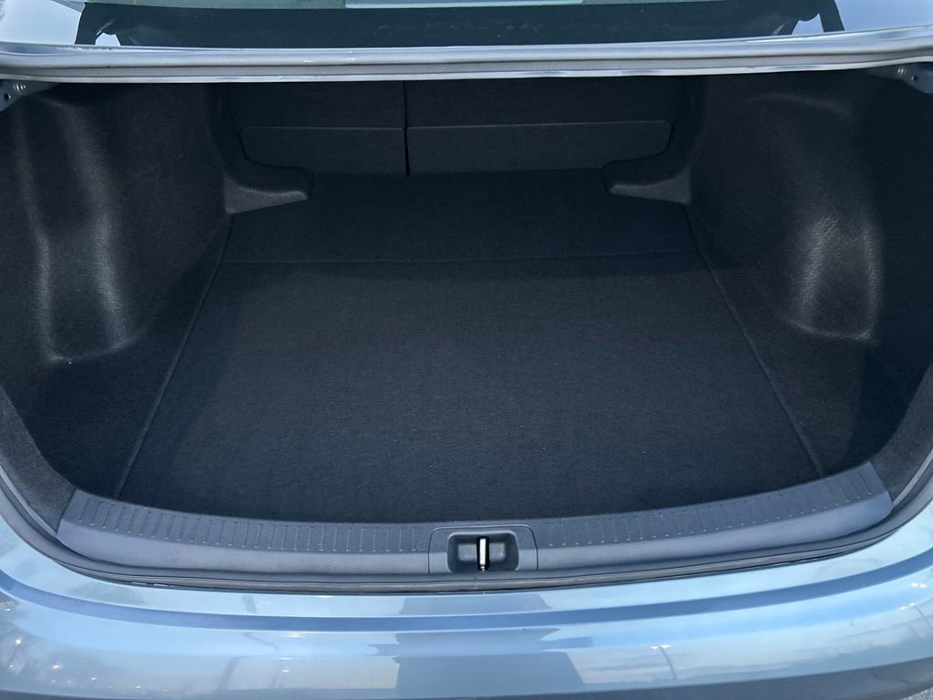 Certified 2024 Toyota Corolla LE image 28