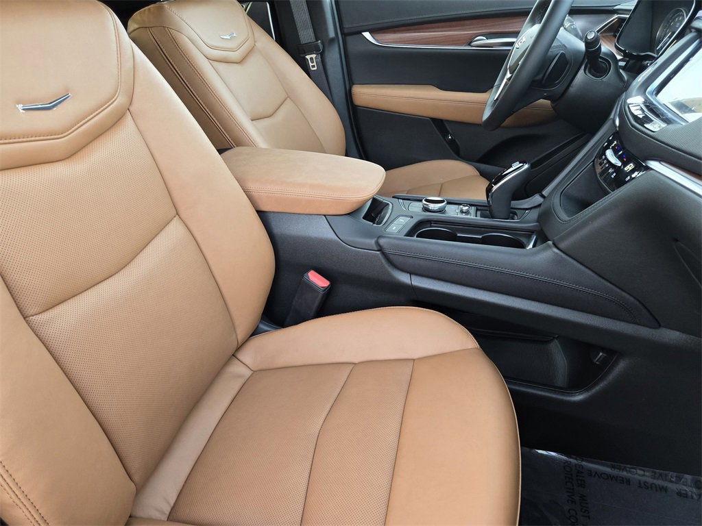 New 2026 Cadillac XT5 Premium Luxury w/ Driver Assist Package image 9