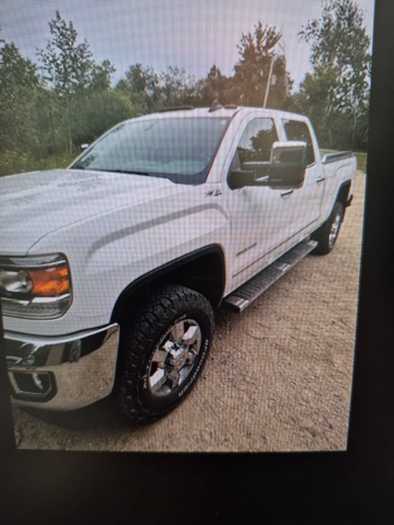 Used 2015 GMC Sierra 3500 SLT w/ Duramax Plus Package AWD/4WD image 9