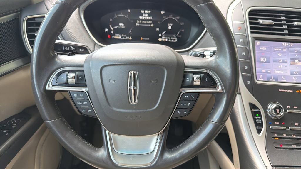 Used 2020 Lincoln Nautilus FWD w/ Equipment Group 101A image 13