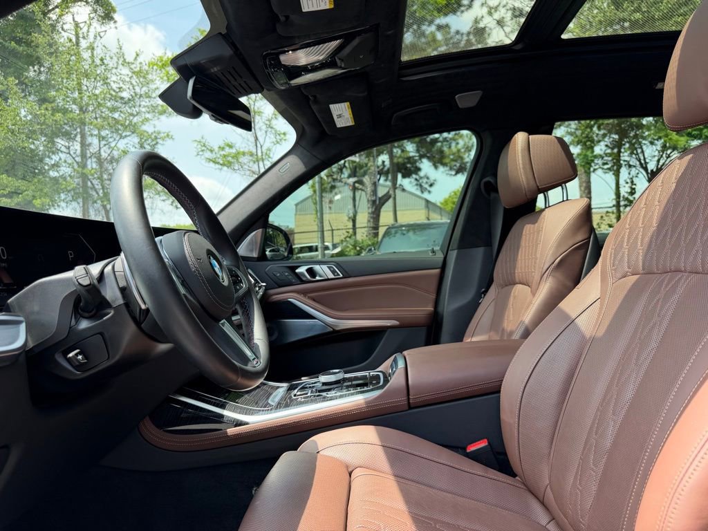 Used 2023 BMW X7 M60i w/ Executive Package AWD/4WD image 10