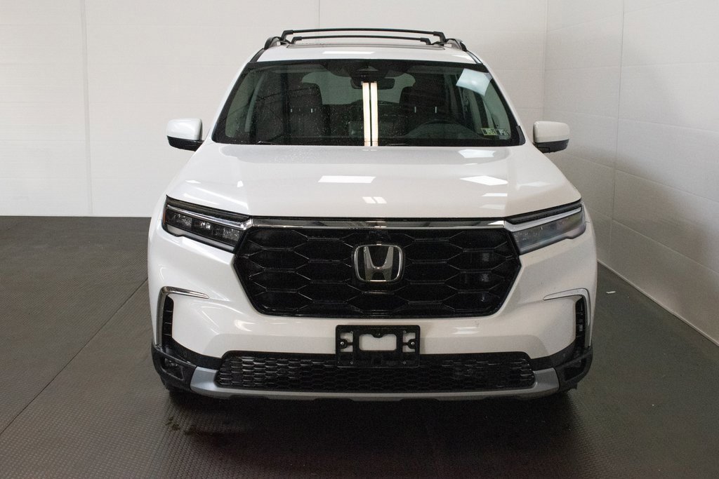 Used 2023 Honda Pilot Elite image 2