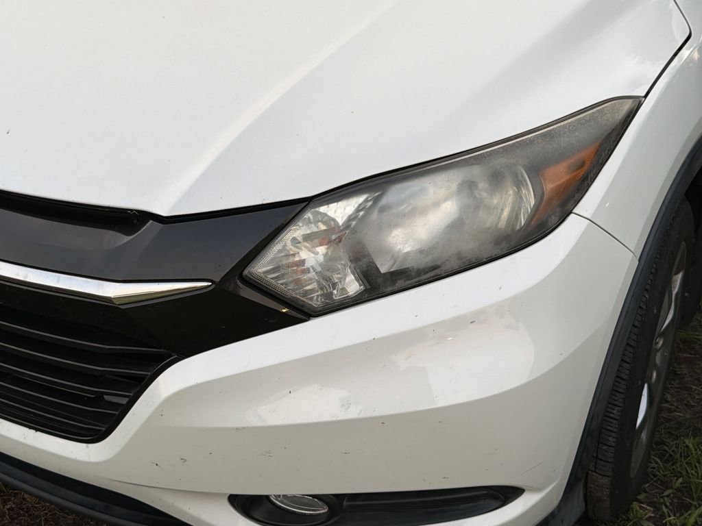 Used 2017 Honda HR-V EX image 4