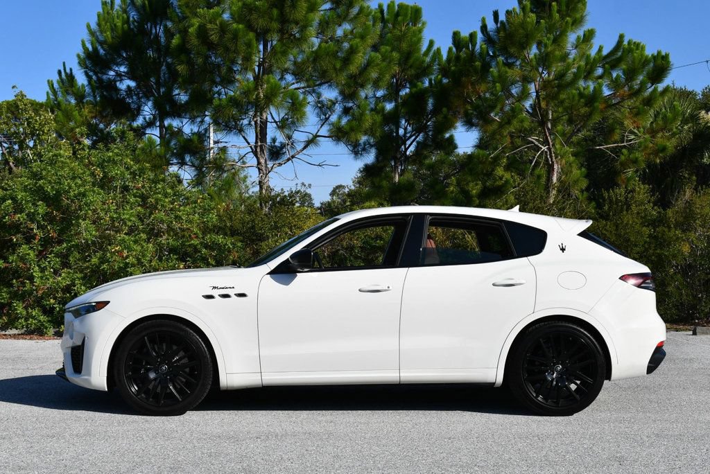 Used 2022 Maserati Levante Modena AWD/4WD image 33
