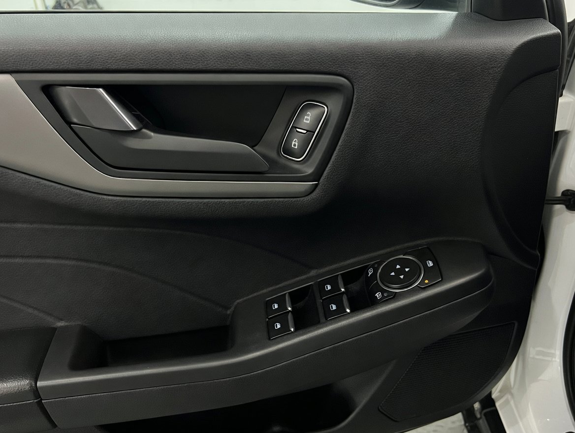 Used 2023 Ford Escape Active FWD image 13