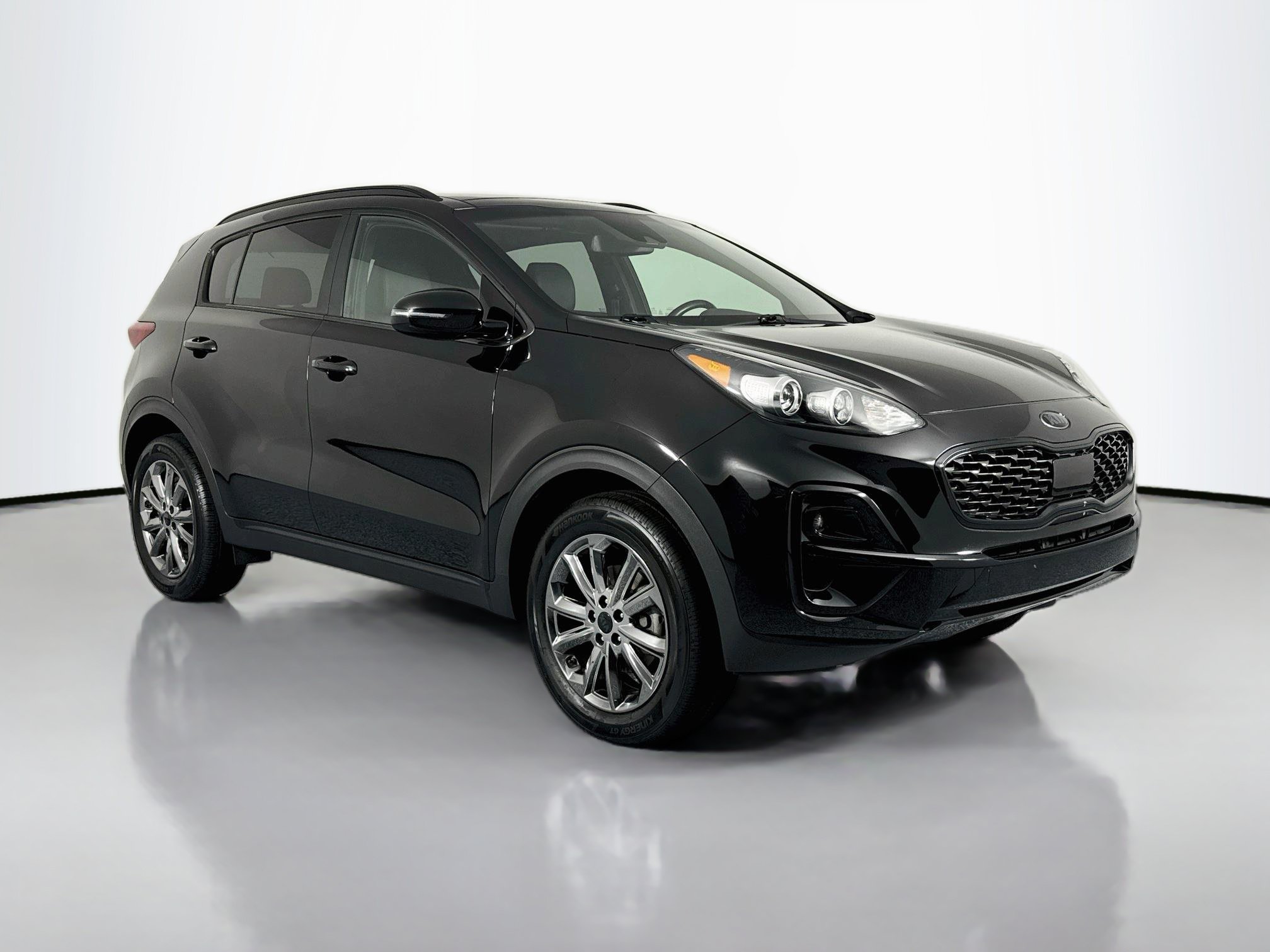 Used 2022 Kia Sportage Nightfall Edition w/ Nighfall AWD Premium Package image 3