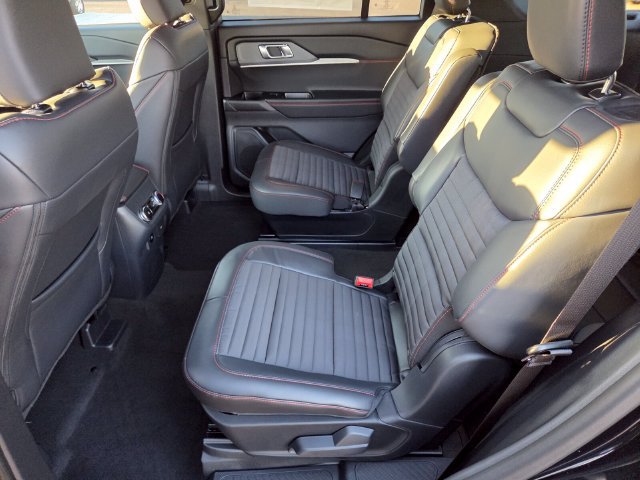 New 2027 Ford Explorer ST-Line RWD image 8