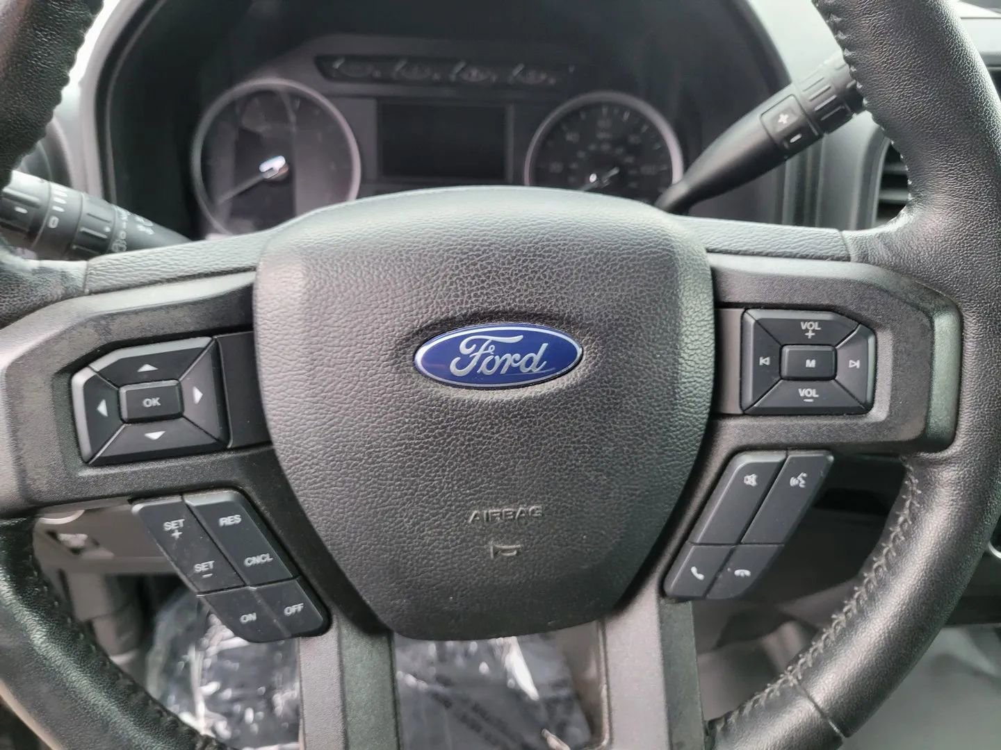 Used 2020 Ford Expedition XL AWD/4WD image 23