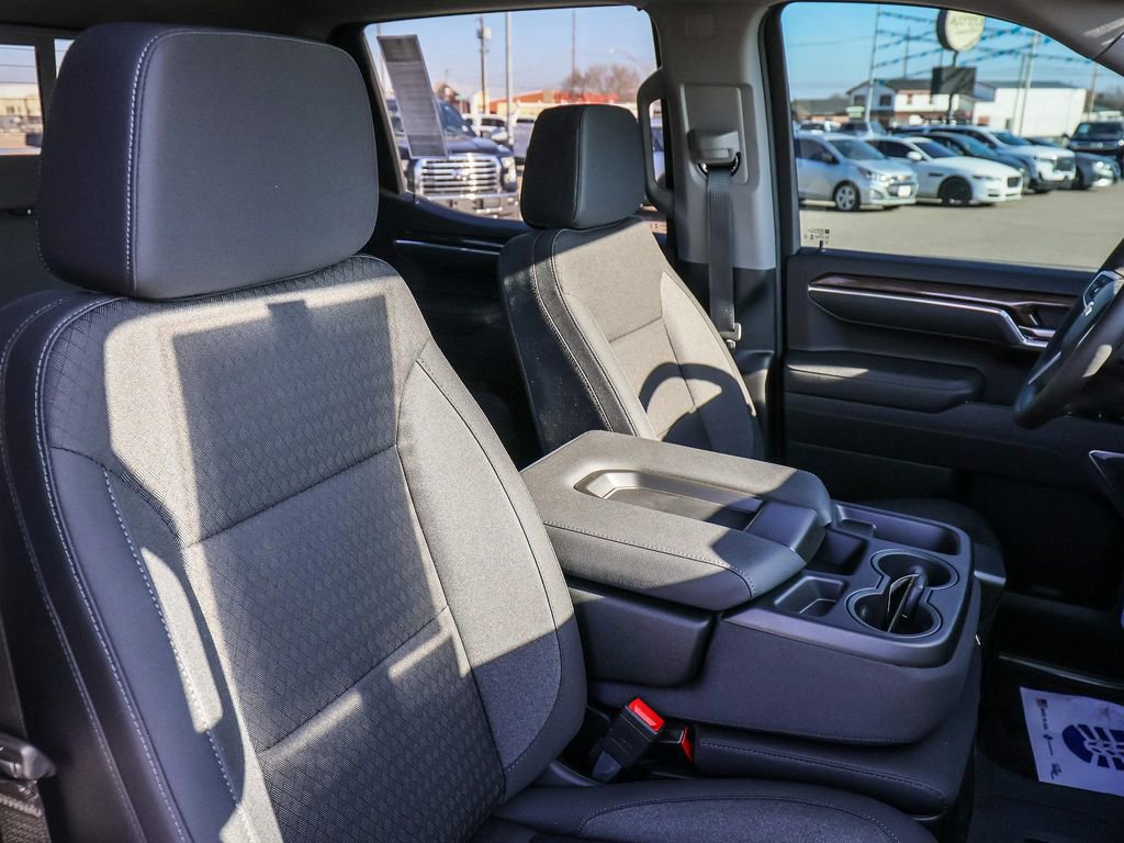 New 2026 Chevrolet Silverado 1500 LT w/ All Star Edition Plus image 17