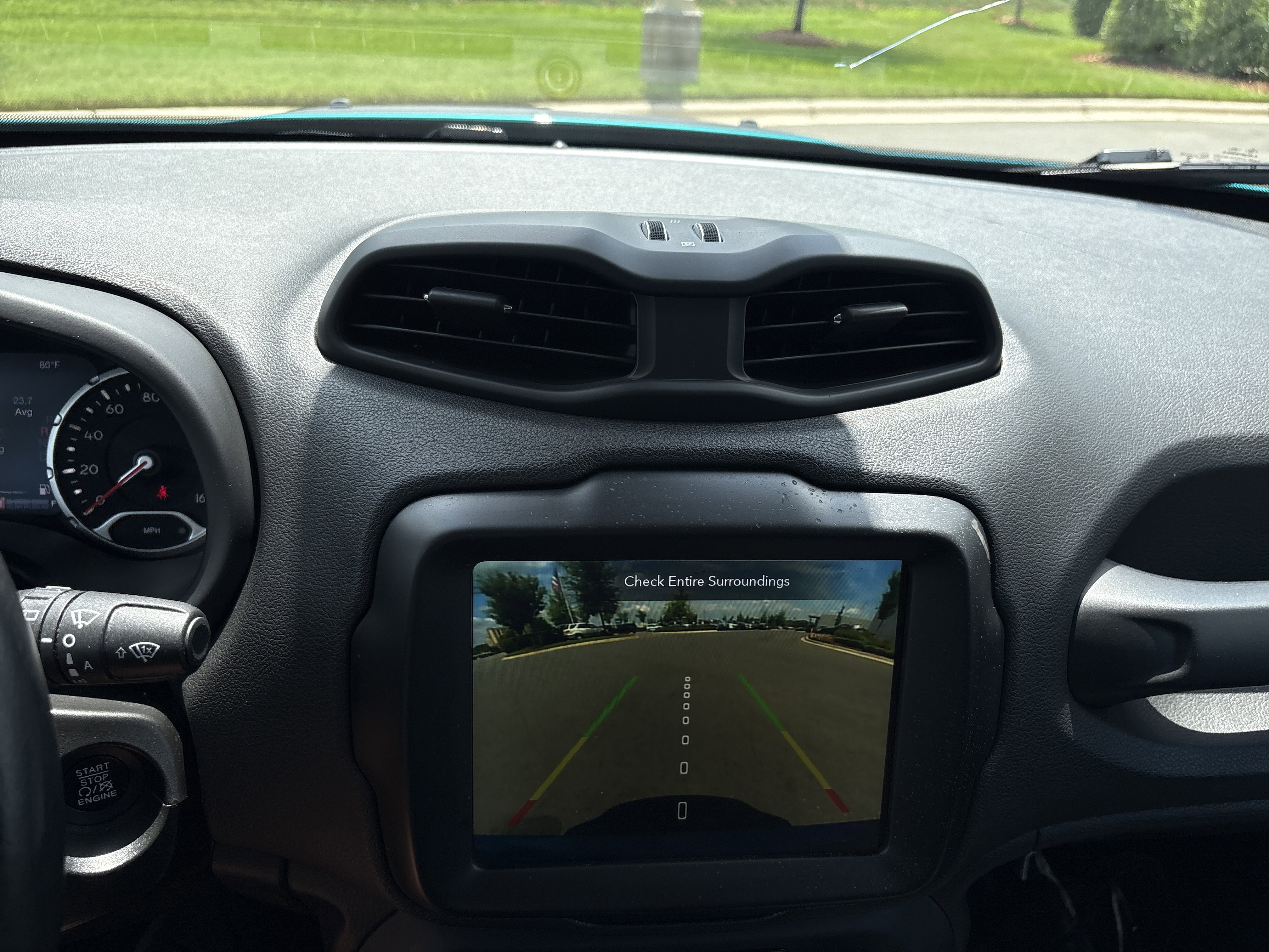 Certified 2022 Jeep Renegade Trailhawk AWD/4WD image 29