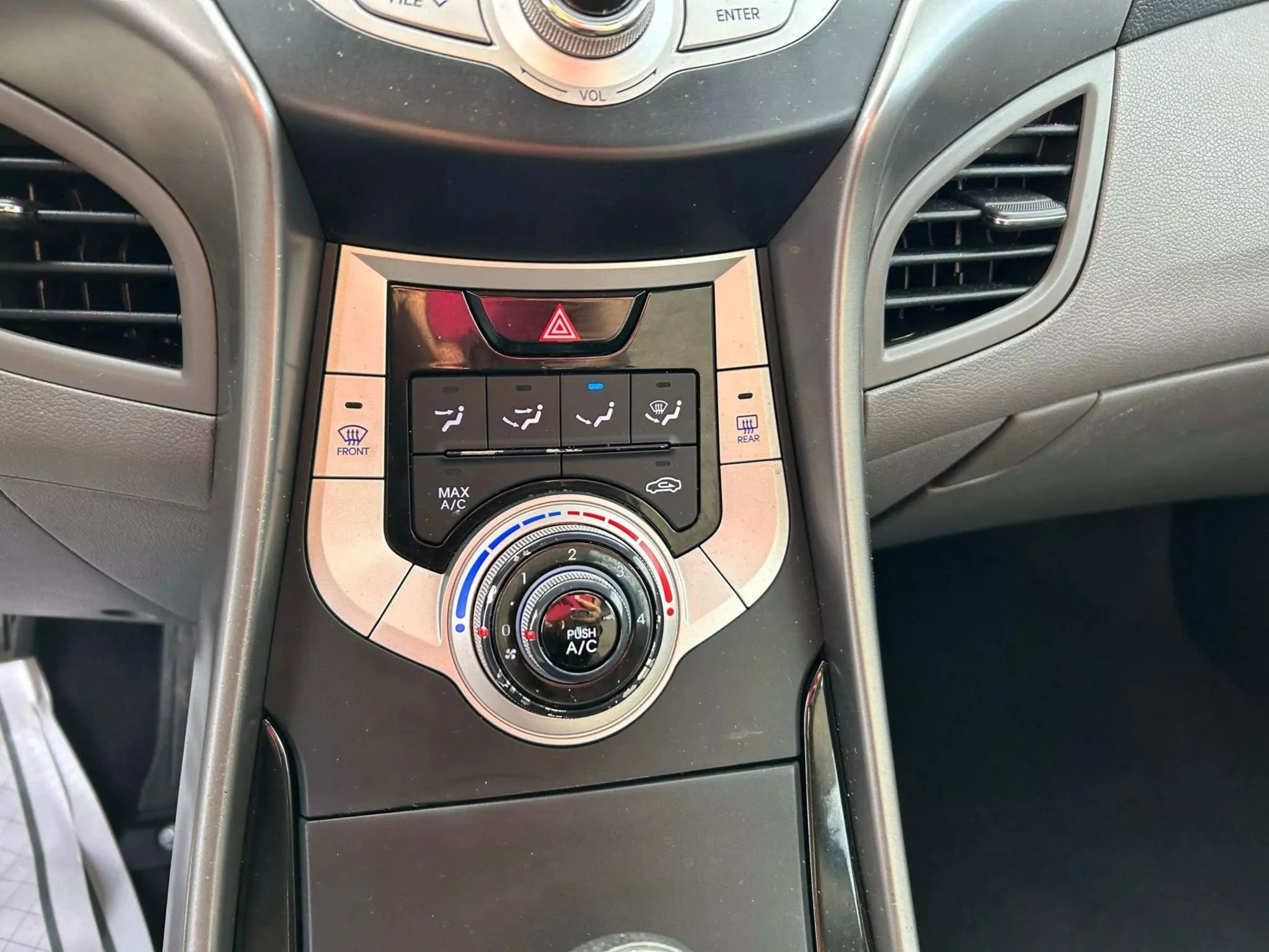 Used 2012 Hyundai Elantra GLS w/ Preferred Pkg 3 image 19