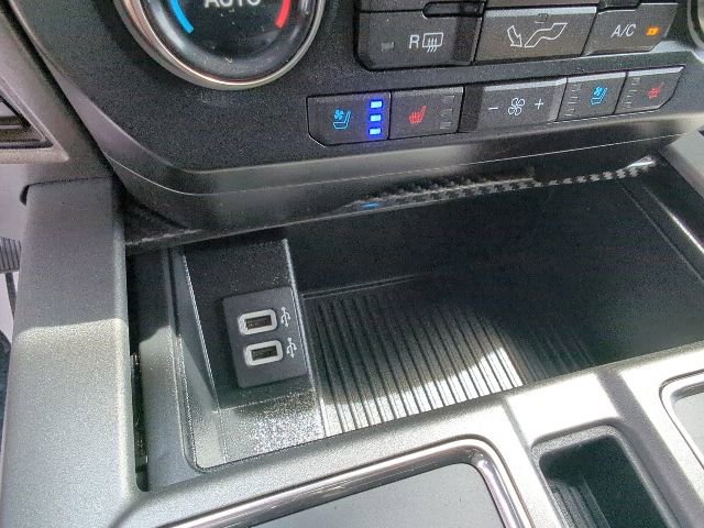 Used 2019 Ford F150 Raptor w/ Equipment Group 802A Luxury AWD/4WD image 29