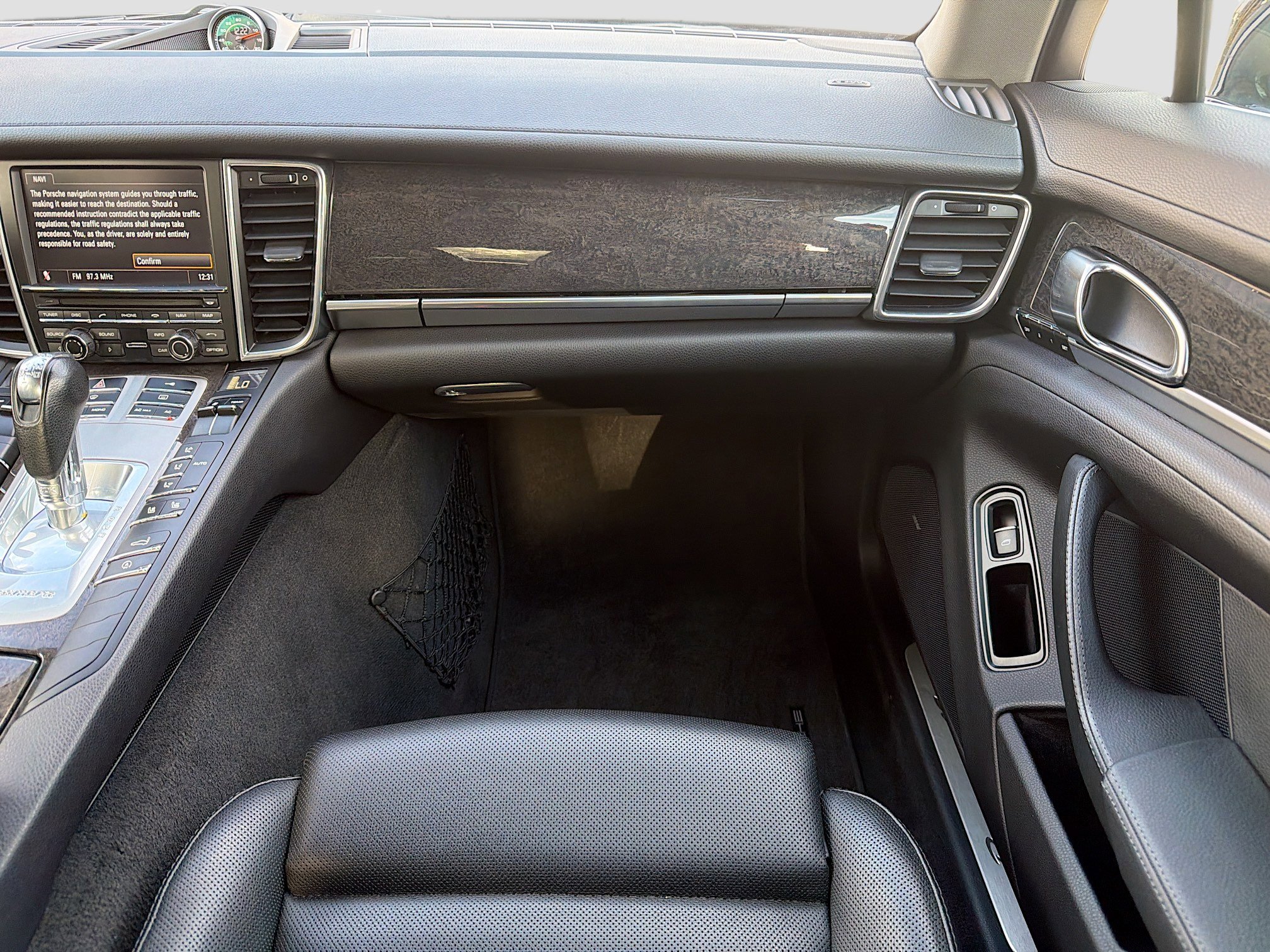 Used 2011 Porsche Panamera 4S image 18