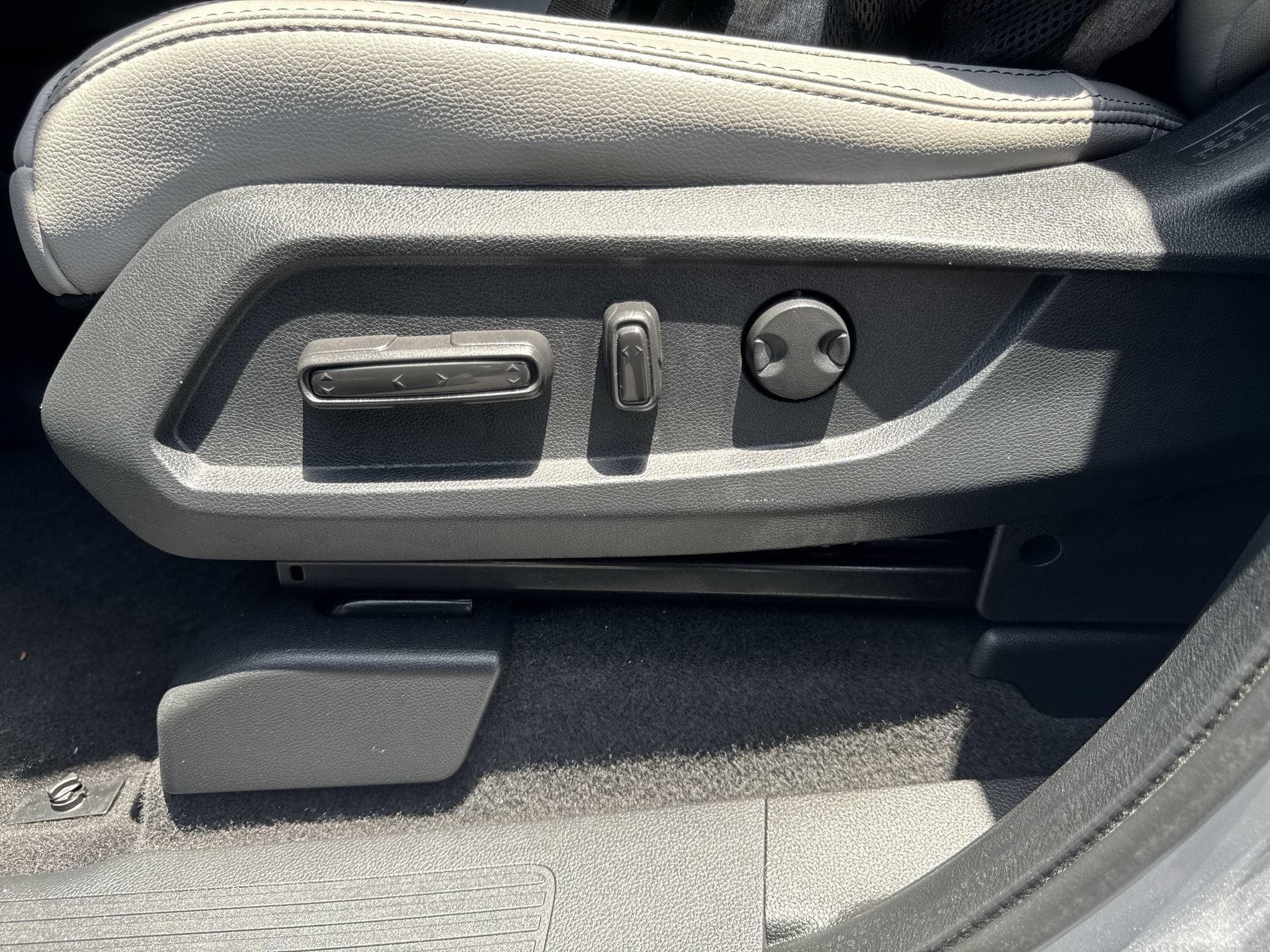 Used 2023 Honda Pilot EX-L image 22