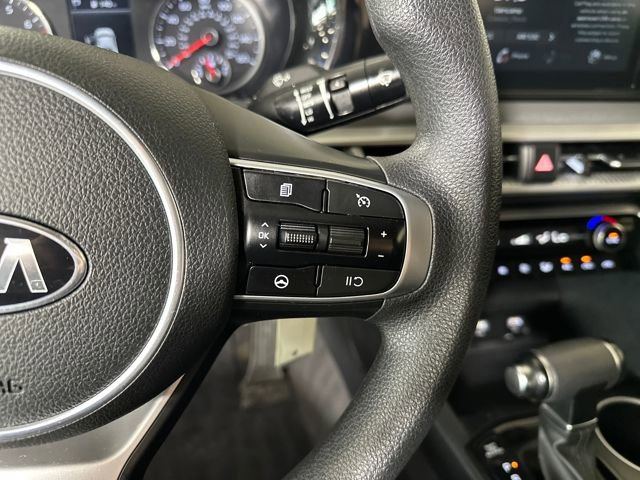 Used 2021 Kia K5 LX image 16