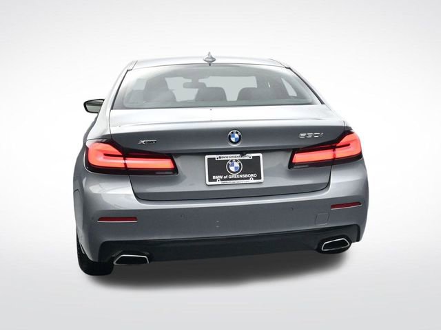 Used 2023 BMW 530i xDrive image 5