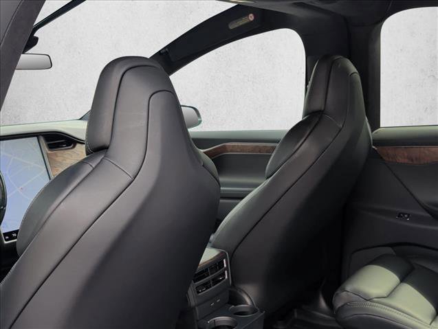 Used 2020 Tesla Model X Long Range image 16