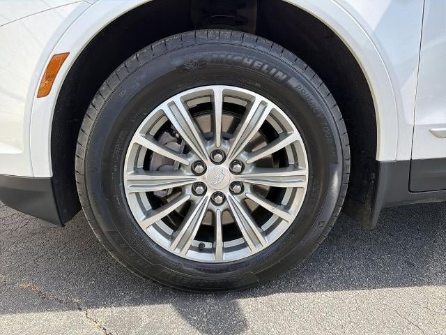 Used 2018 Cadillac XT5 Luxury w/ Driver Awareness Package FWD image 11