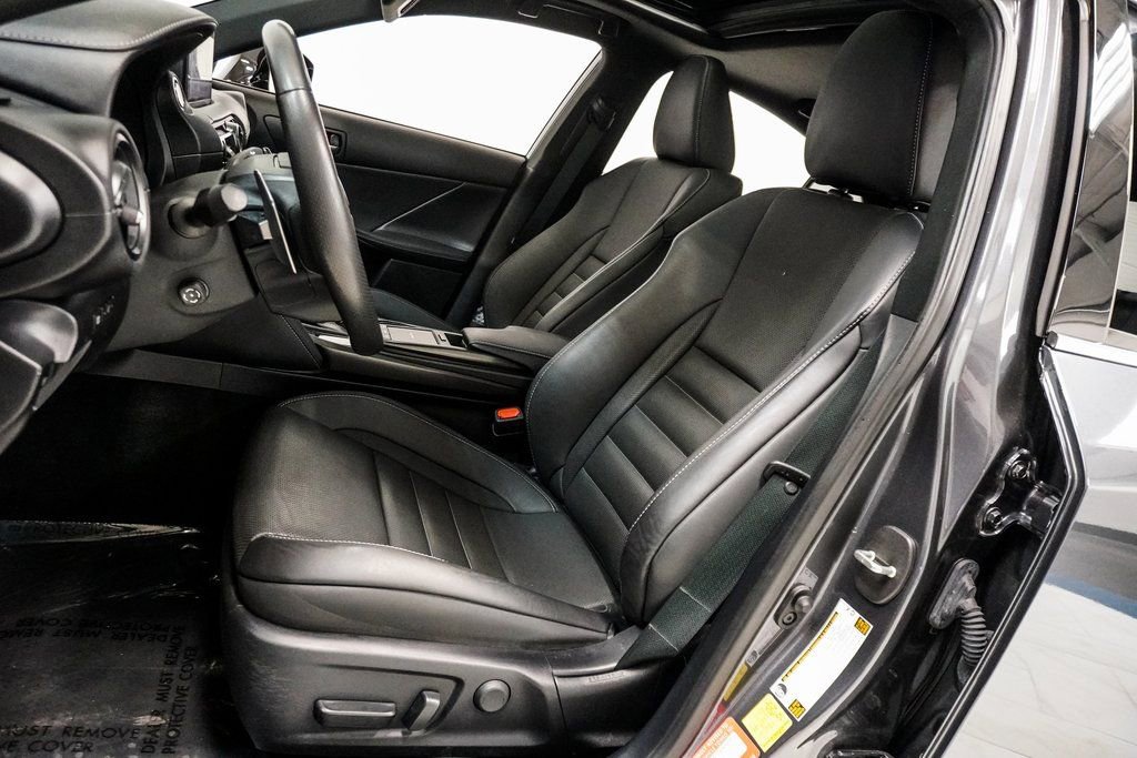 Used 2023 Lexus IS 350 F Sport image 6