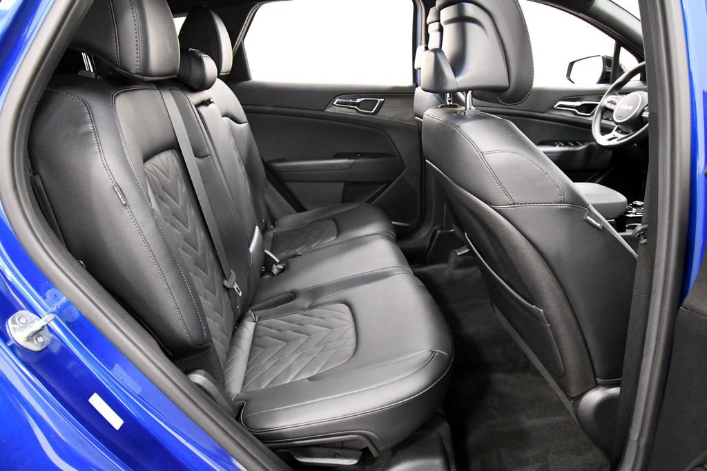 Certified 2025 Kia Sportage X-Pro AWD/4WD image 18