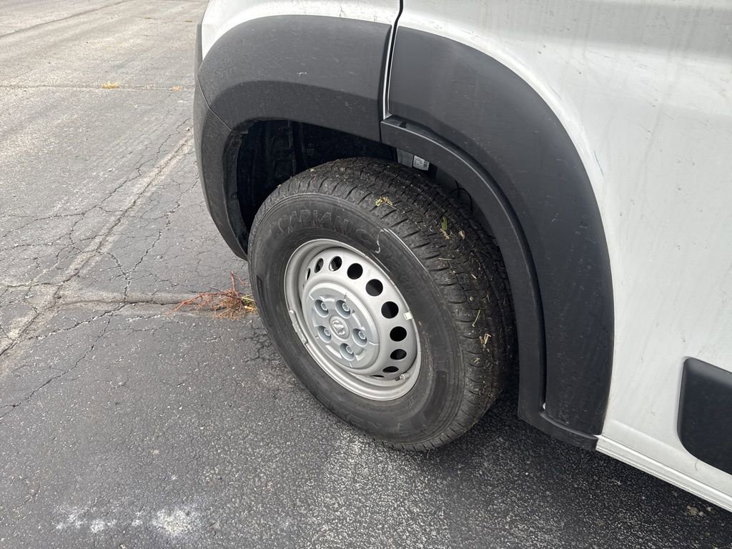 Used 2024 RAM ProMaster 2500 image 13