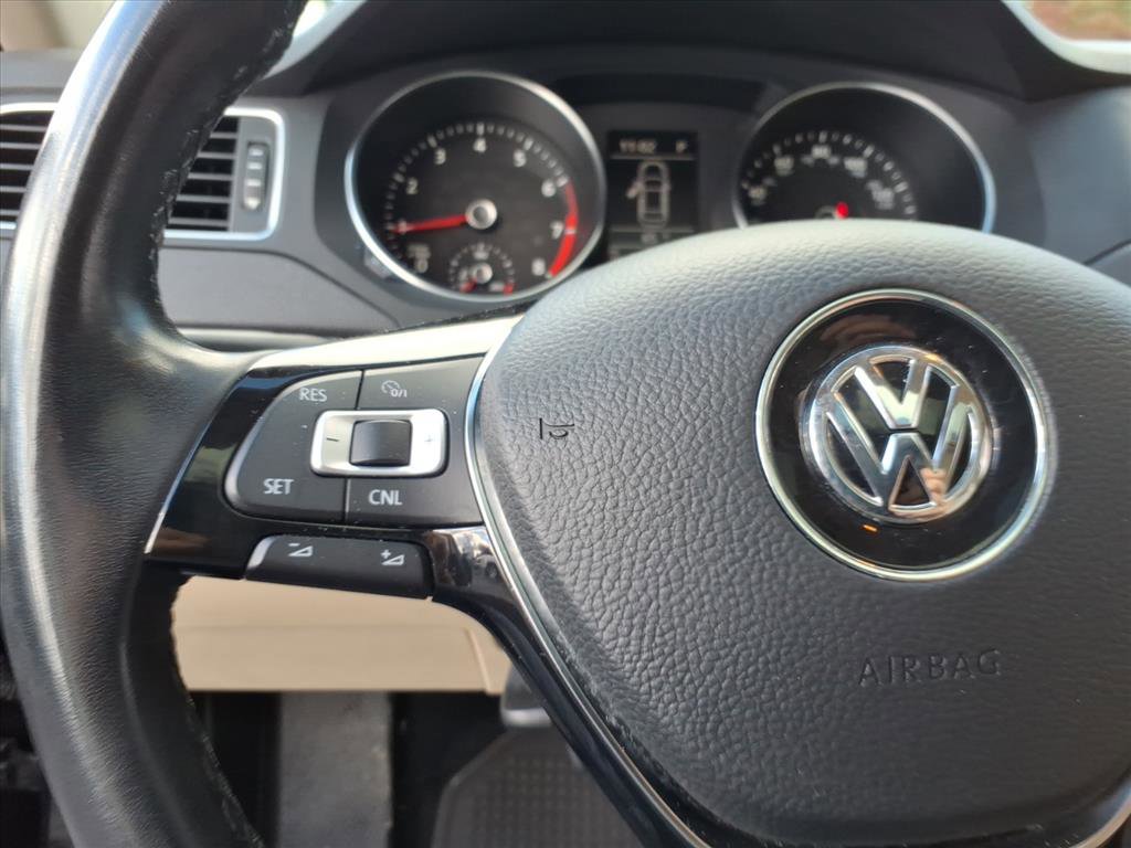 Used 2018 Volkswagen Jetta SE image 21