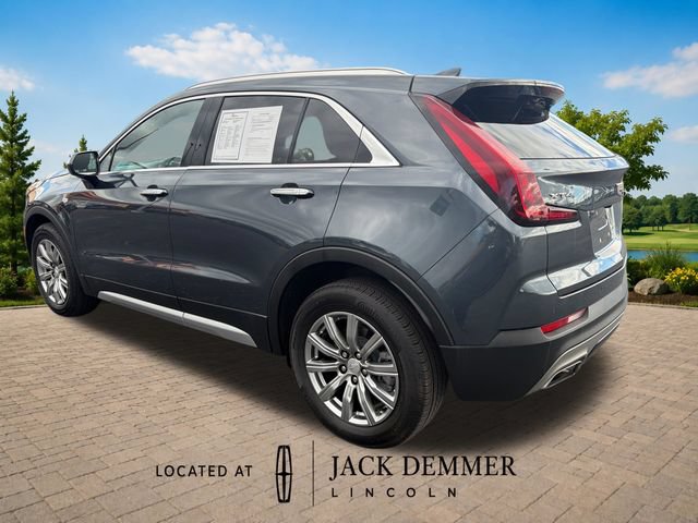 Used 2020 Cadillac XT4 Premium Luxury w/ Cold Weather Package FWD image 4
