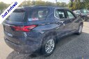 Used 2023 Chevrolet Traverse LT FWD image 3