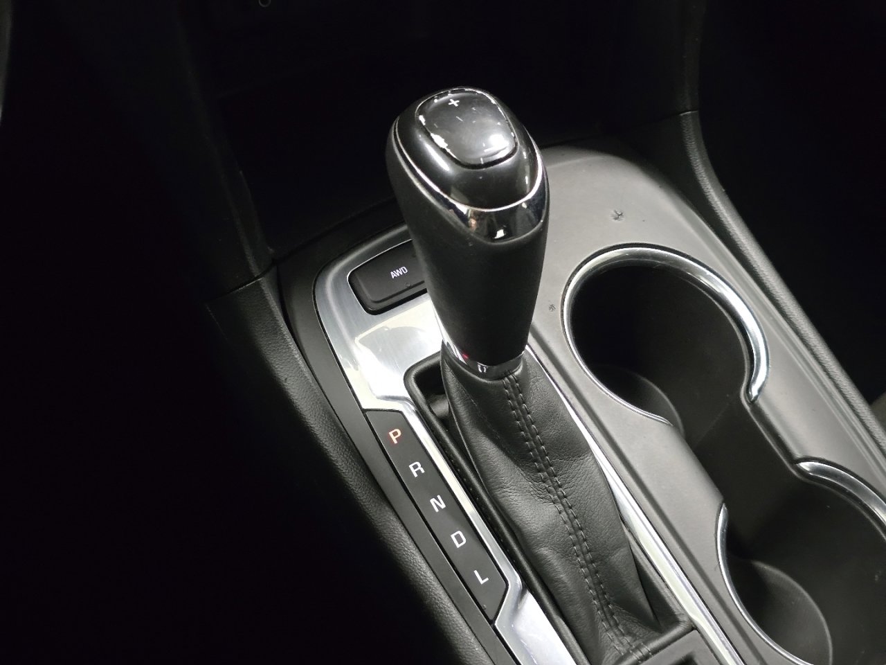 Used 2018 Chevrolet Equinox LT image 29