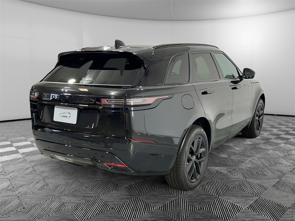 New 2026 Land Rover Range Rover Velar Dynamic SE image 5