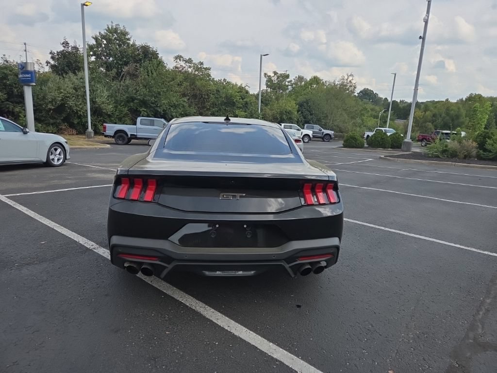 Used 2024 Ford Mustang GT Premium RWD image 5