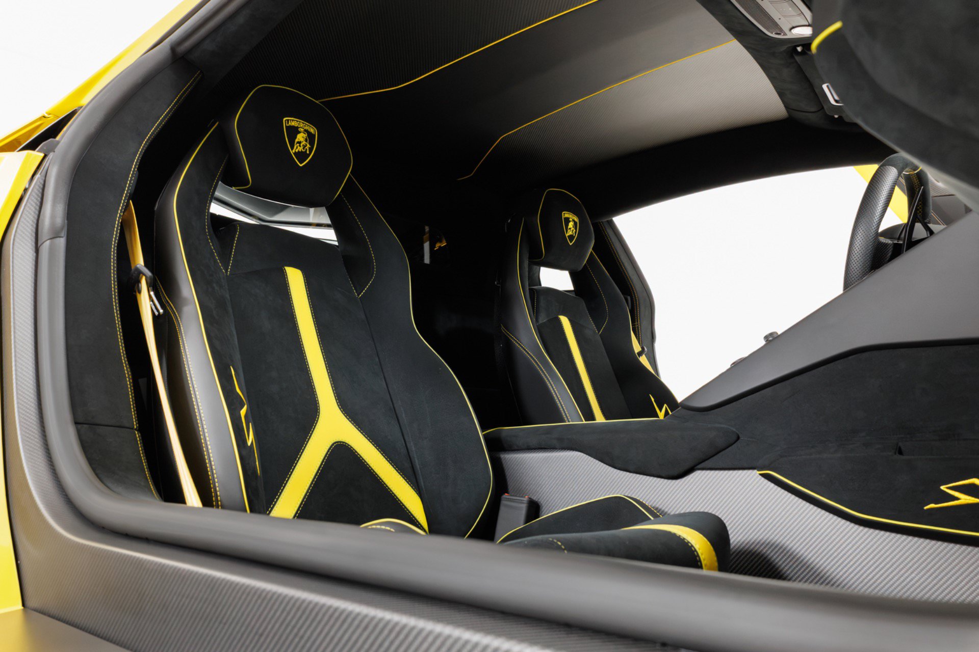 Used 2016 Lamborghini Aventador LP 750-4 Superveloce AWD/4WD image 40