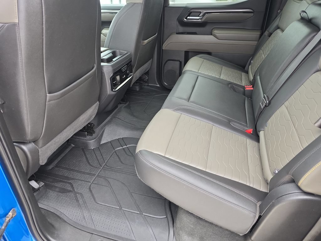 Used 2022 Chevrolet Silverado 1500 ZR2 w/ Technology Package AWD/4WD image 24