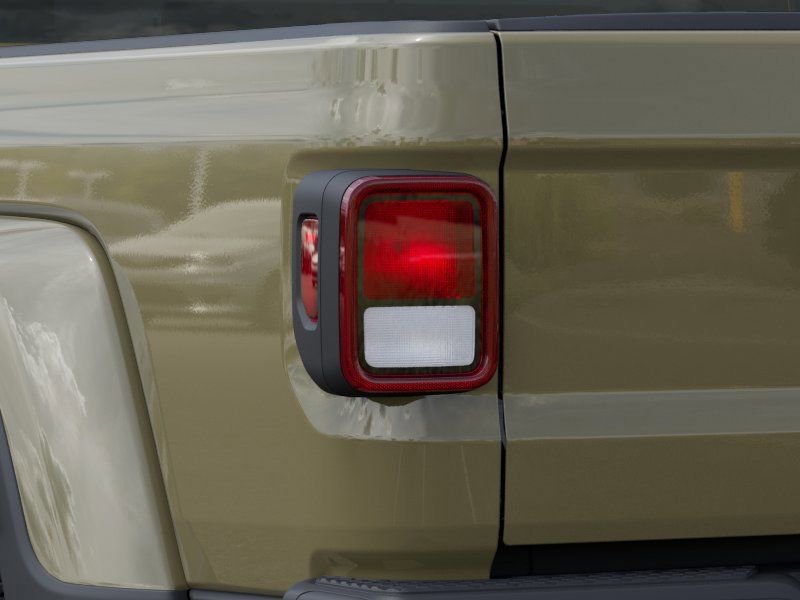 New 2025 Jeep Gladiator Sport w/ Premium Package AWD/4WD image 9