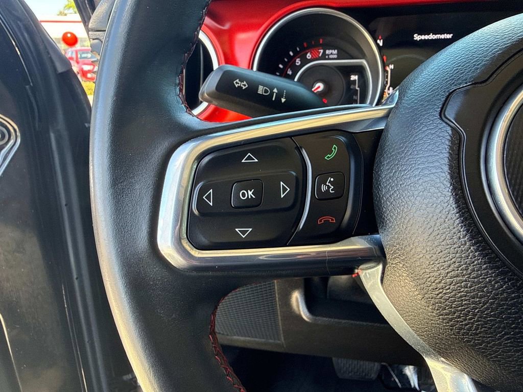 Used 2018 Jeep Wrangler Unlimited Rubicon image 26