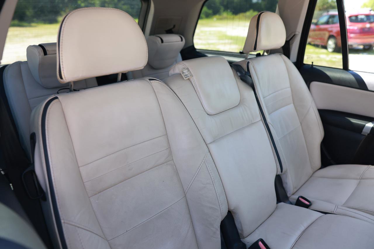 Used 2012 Volvo XC90 3.2 R-Design FWD image 14