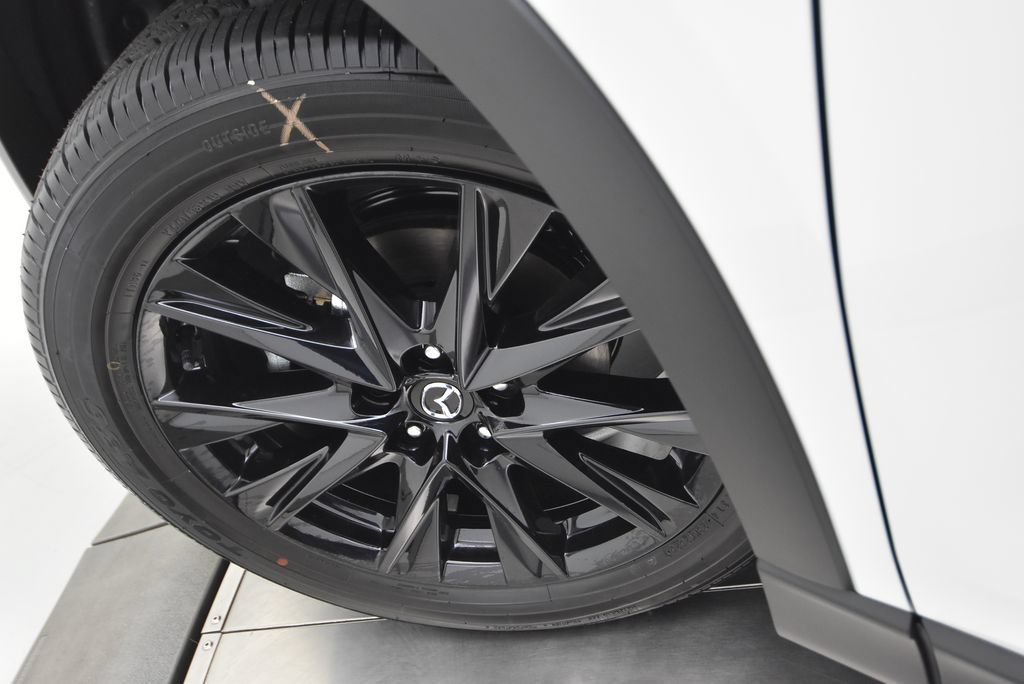 Certified 2025 MAZDA CX-5 Carbon Edition AWD/4WD image 32