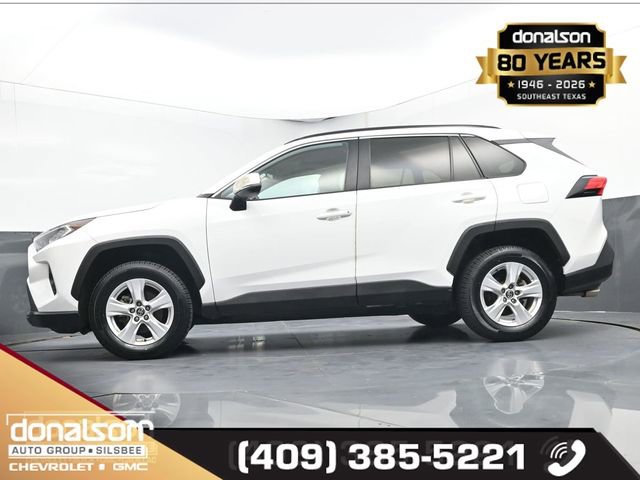Used 2020 Toyota RAV4 XLE w/ Convenience Package image 14