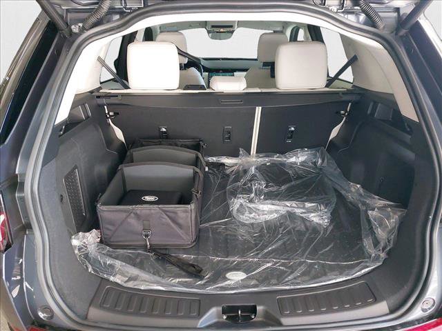 New 2025 Land Rover Discovery Sport S image 12