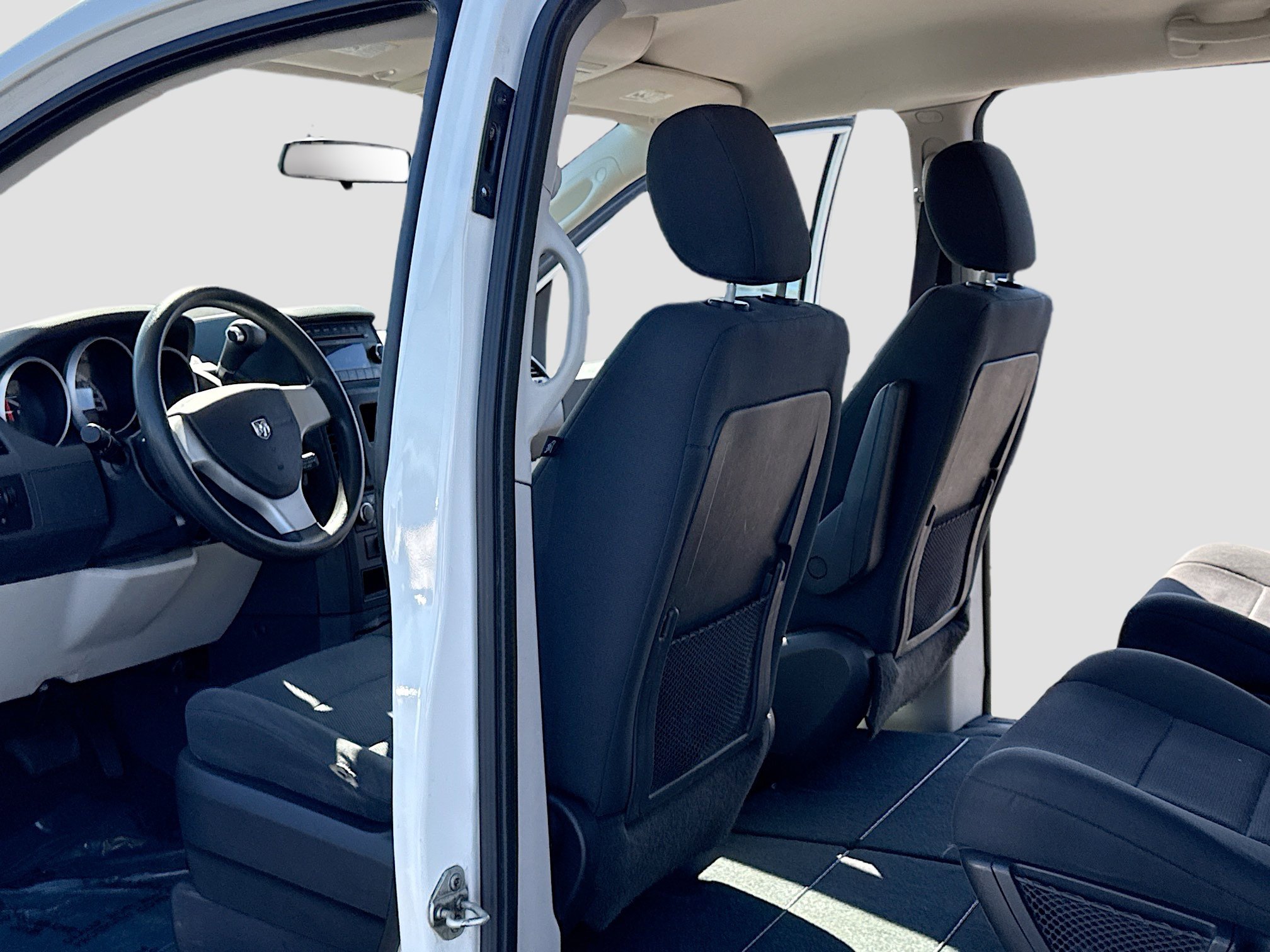 Used 2009 Dodge Grand Caravan SE w/ Climate Group image 6