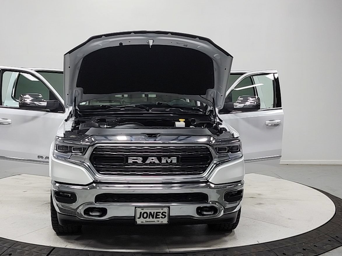 Used 2024 RAM 1500 Limited AWD/4WD image 10