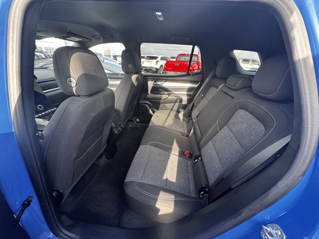 Used 2025 GMC Terrain Elevation image 7